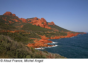 Wandern im Esterel-Gebirge, Cannes