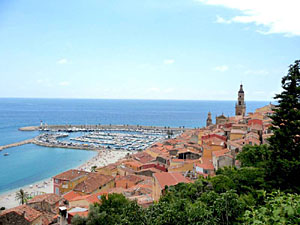 Blick von Menton aufs Meer