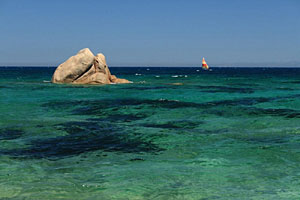 Sardinien: Baja Sardinia - Blick auf das Meer